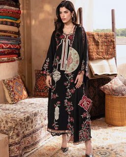 Saira Shakira black winter collection