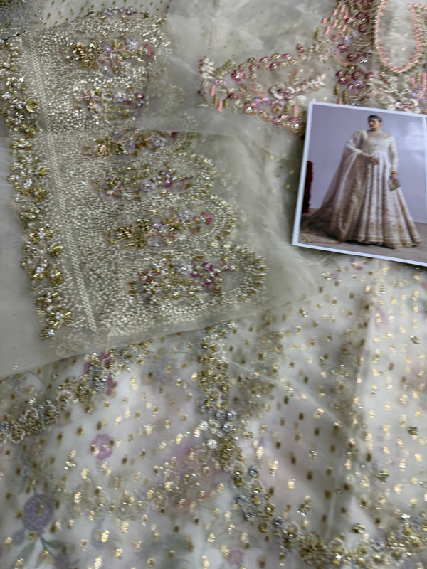 Suffusebysanayasir white wedding edition