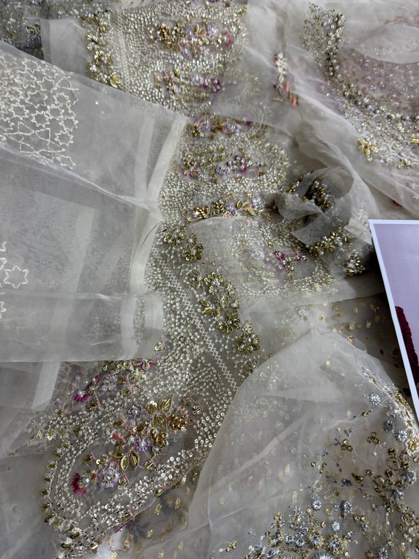 Suffusebysanayasir white wedding edition