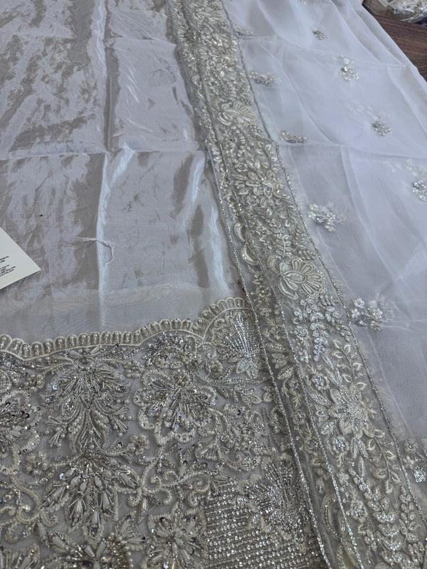 Erum khan white wedding edition