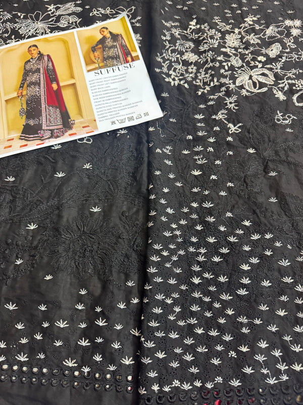 Suffuse black lawn 2025