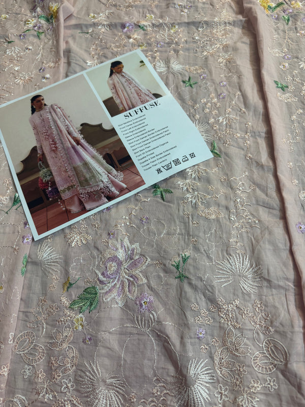 Suffuse pink lawn 2025