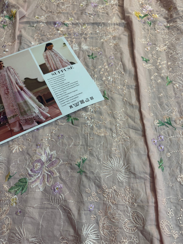 Suffuse pink lawn 2025