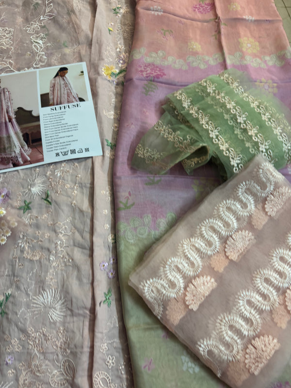 Suffuse pink lawn 2025