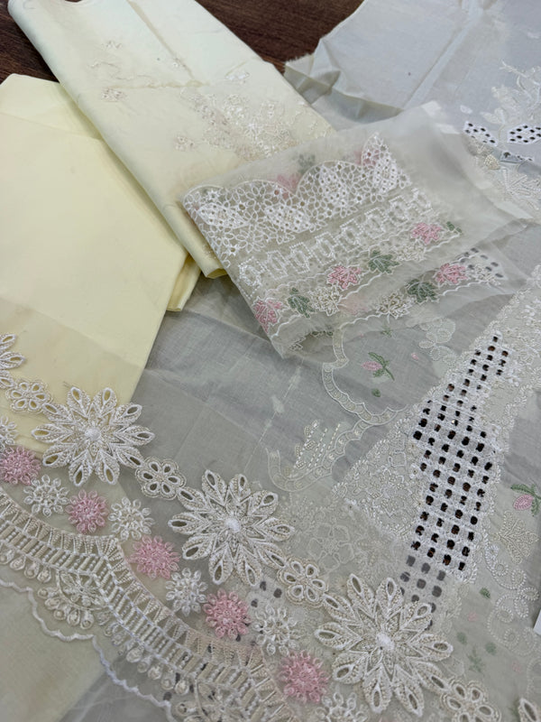 Qalamqar ivory lawn 2026