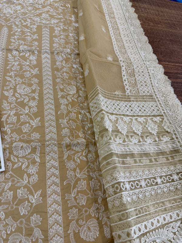 Sobia nazir skin golden lawn 2026