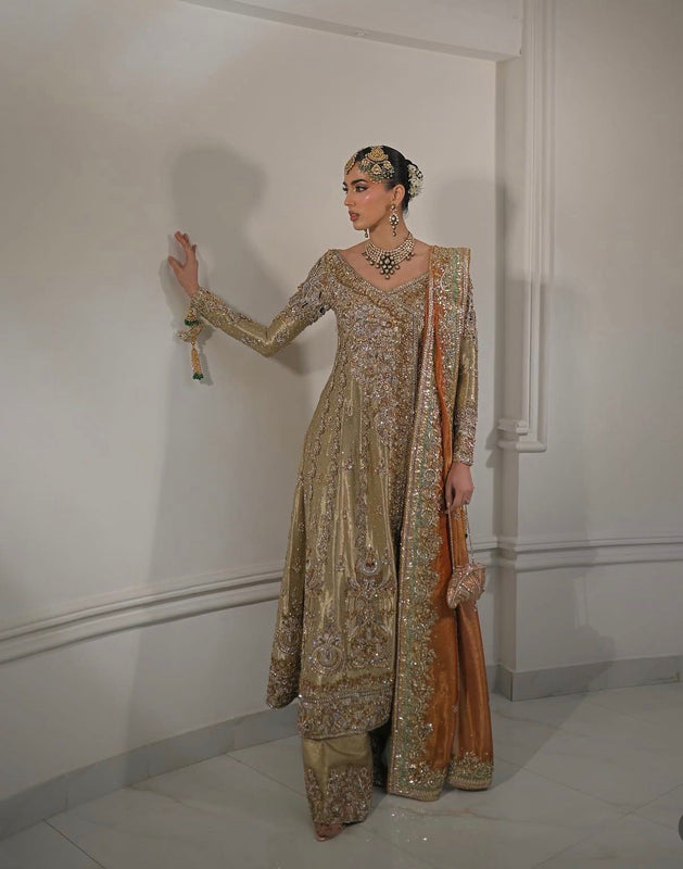 Alina khan golden rust do pata wedding edition