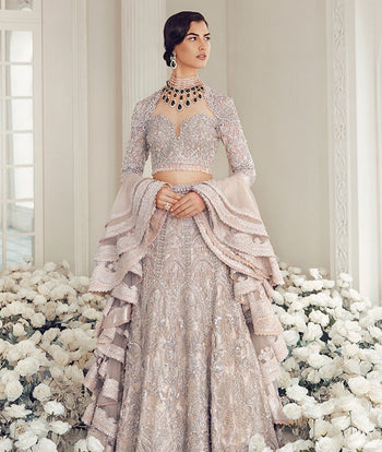 Suffusebysanayasir wedding edition 16 panelled