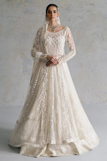 Ammara Khan white chiffon wedding edition