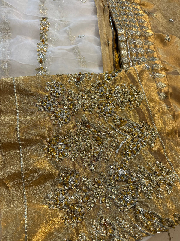 Nida Azwar golden bridal collection