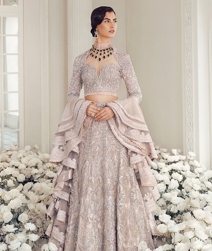 Suffusebysanayasir bridal chiffon collection