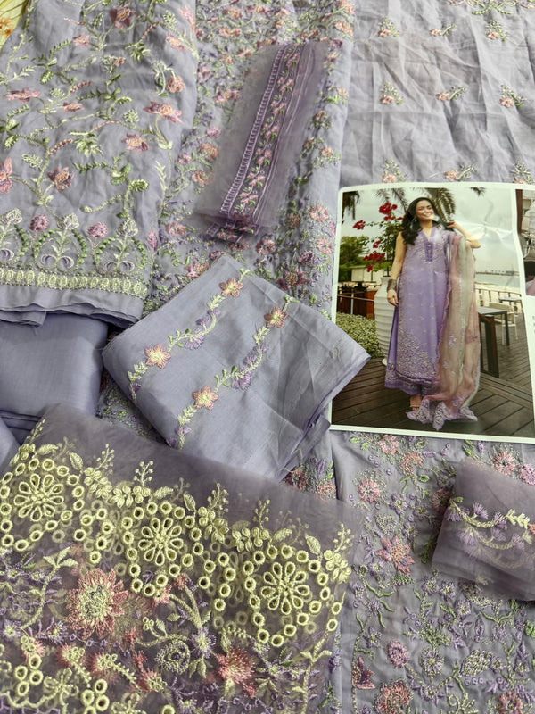 Faiza Saqlain lilac multi lawn 2026