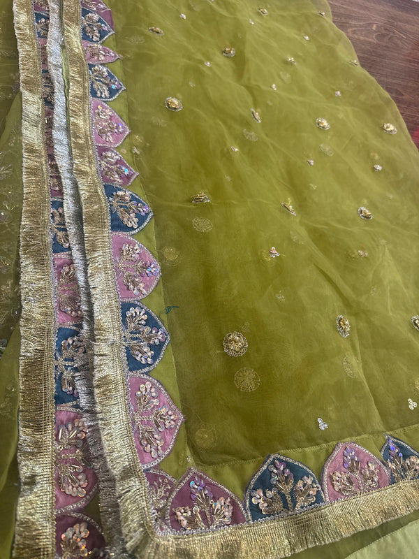 Sara Rohail ashgar pista wedding collection