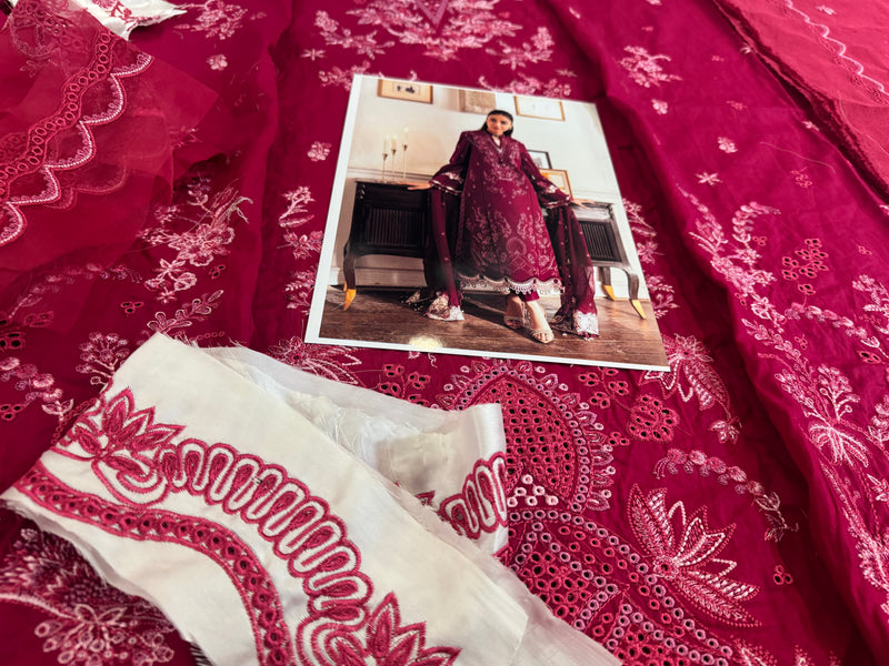 Qalamqar red lawn 2025