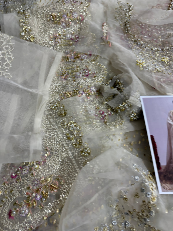 Suffusebysanayasir white wedding edition