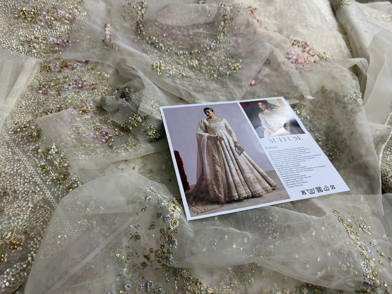 Suffusebysanayasir white wedding edition
