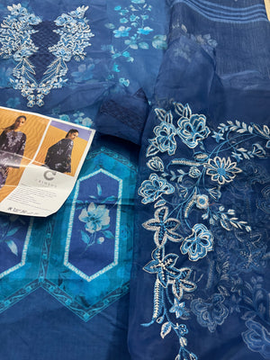 Crimson blue lawn 2025