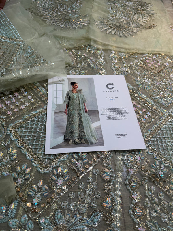 Crimson pista wedding edition