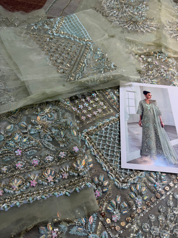 Crimson pista wedding edition