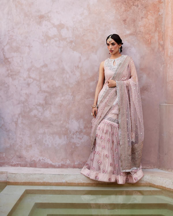 Faiza saqlain pink wedding edition