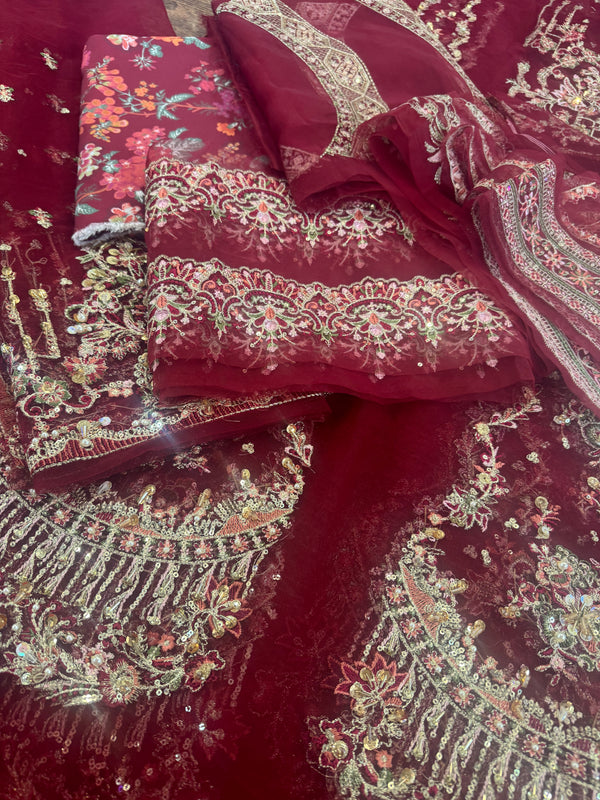 Kanwal malik red wedding edition