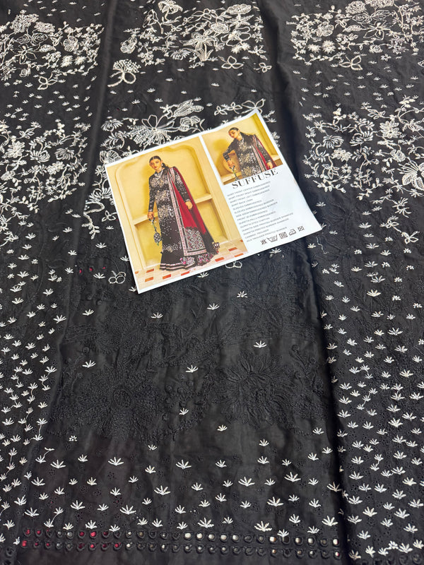 Suffuse black lawn 2025