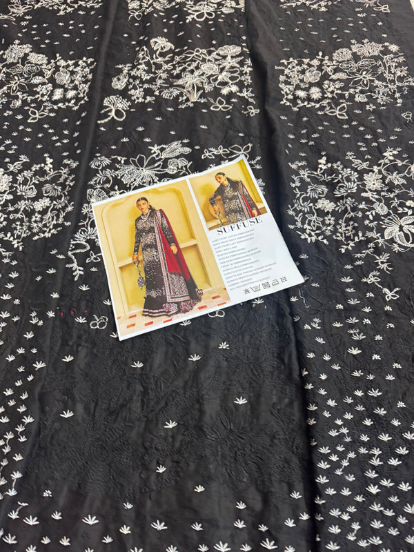 Suffuse black lawn 2025
