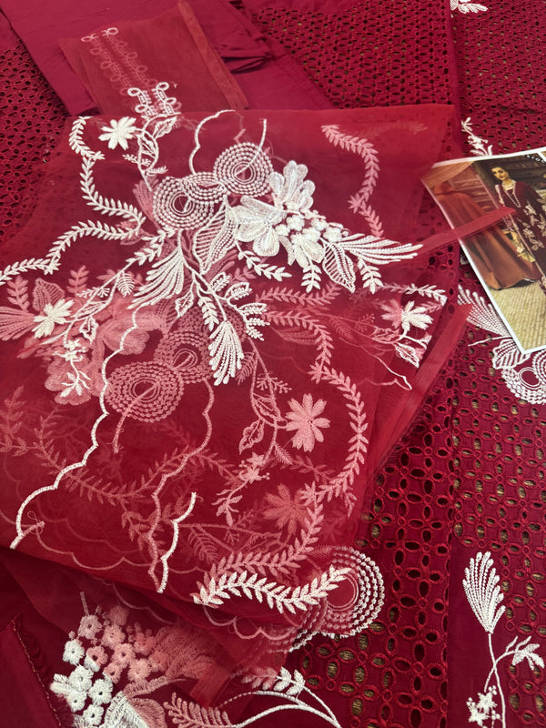 Crimson red chickenkari lawn 2025