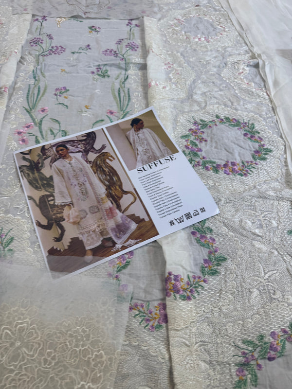 Suffuse white lawn 2025