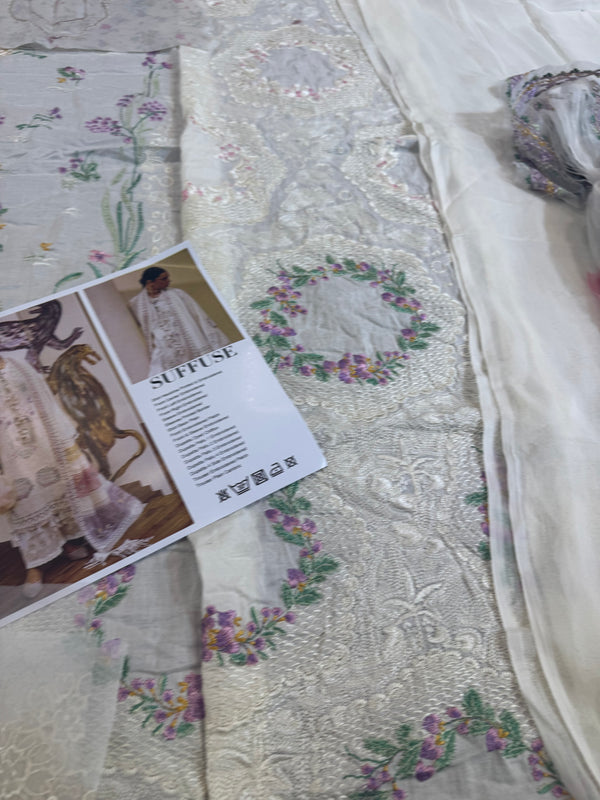 Suffuse white lawn 2025
