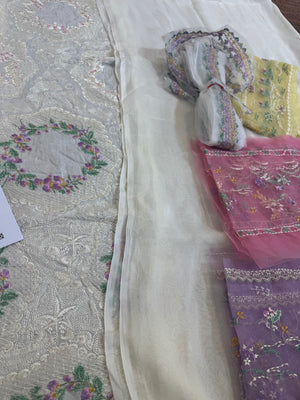 Suffuse white lawn 2025