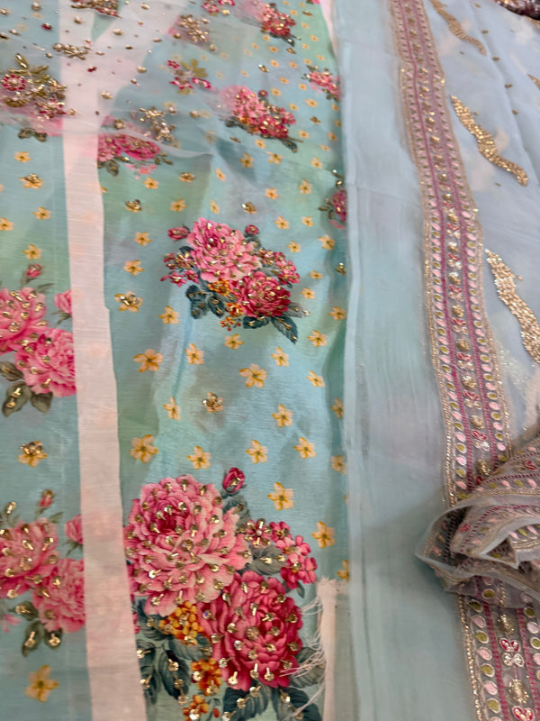 Faiza saqlain wedding edition