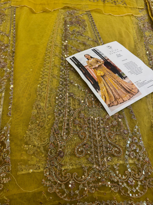 Faiza saqlain golden wedding edition