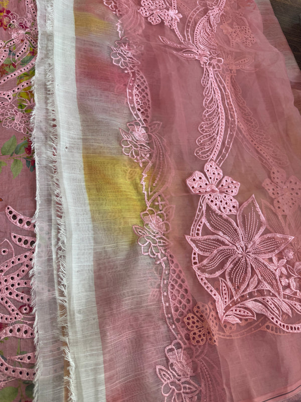 Crimson pink lawn 2025