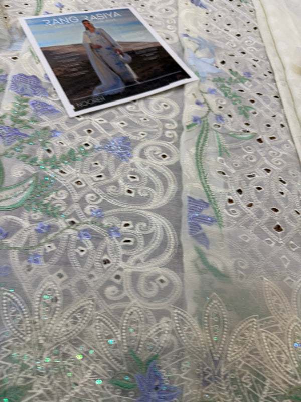 Rangrasya white multi lawn