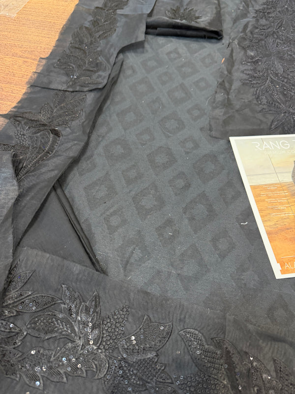 Rangrasya black lawn 2026