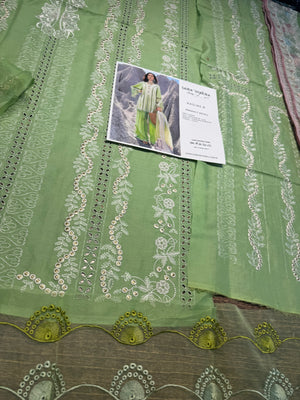 Saira Shakira parrot lawn 2025