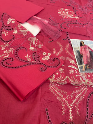 Saira shakira pink lawn 2025