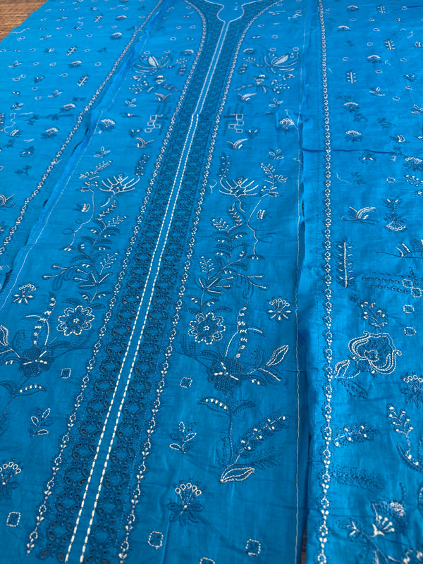Qalamqar blue lawn