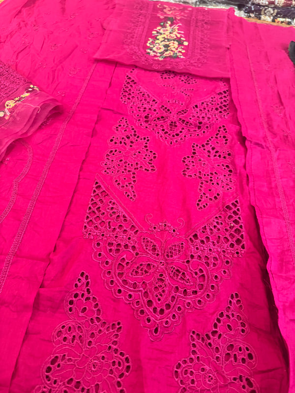 Saira RIZWAN pink lawn 2025
