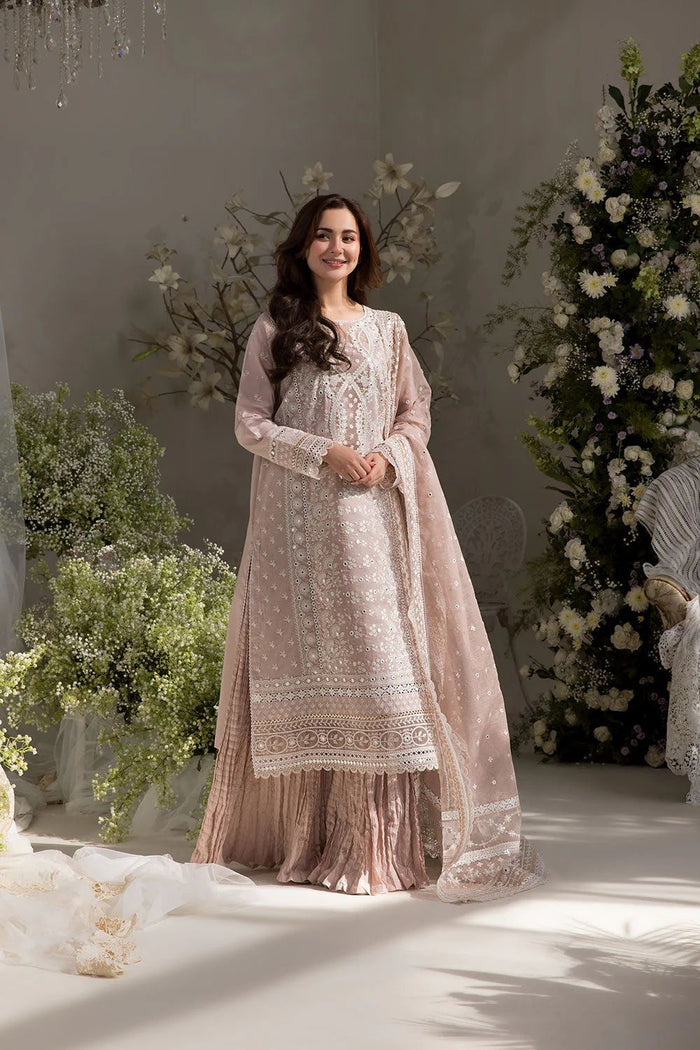 Sobia Nazir 9A lawn 2025