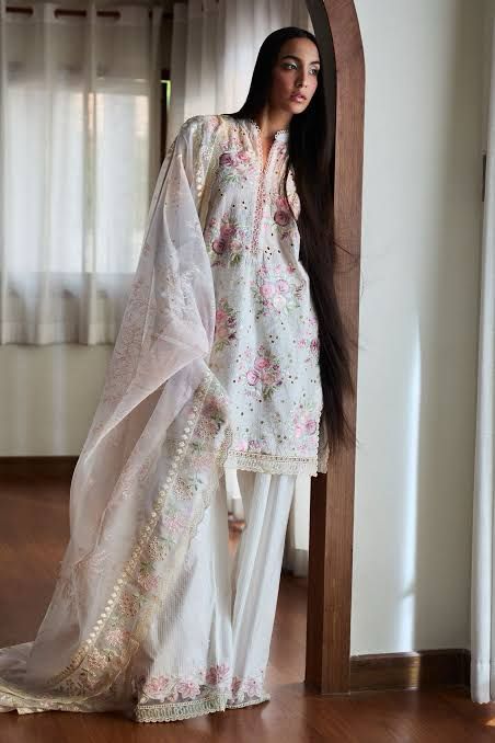 Zara Shahjahan white lawn 2025