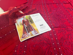 Saira shakira red lawn 2025