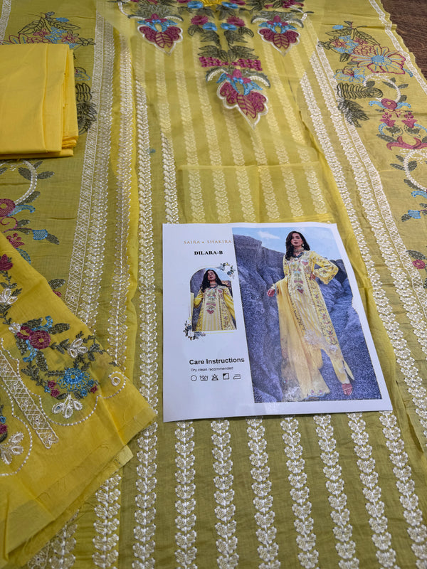Saira shakira yellow lawn 2025