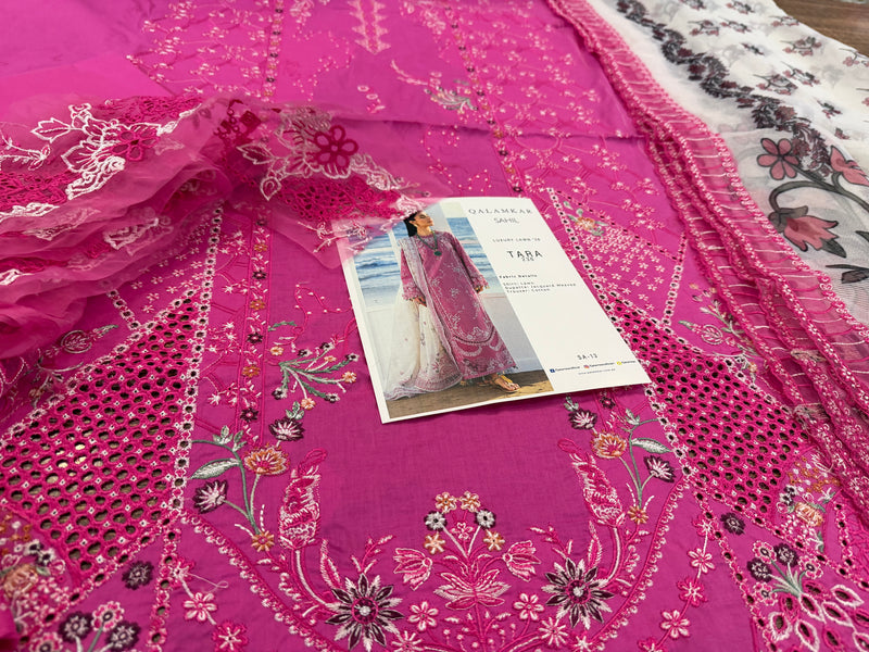Qalamqar candy pink lawn 2026