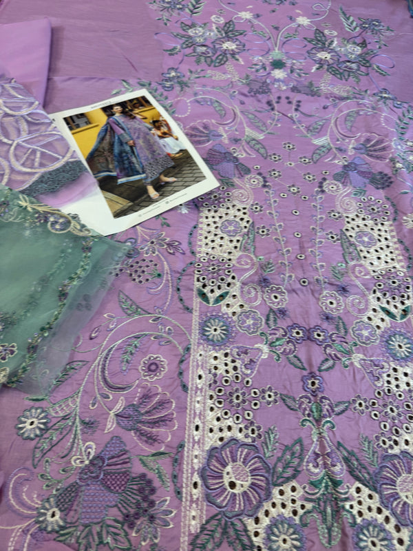 Mushq lilac lawn 2025