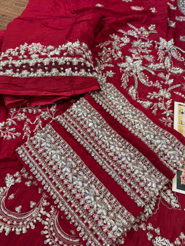 Suffusebysanayasir red and green chiffon bridal edition