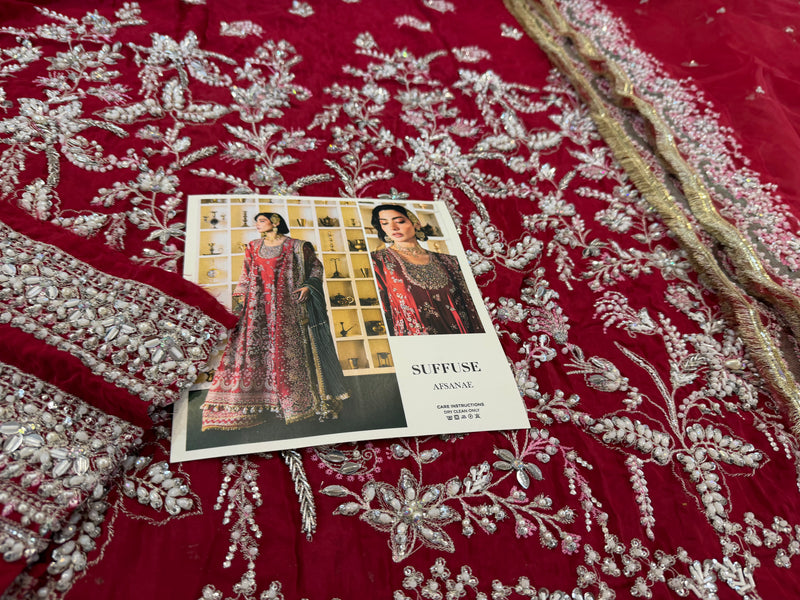 Suffusebysanayasir red and green chiffon bridal edition