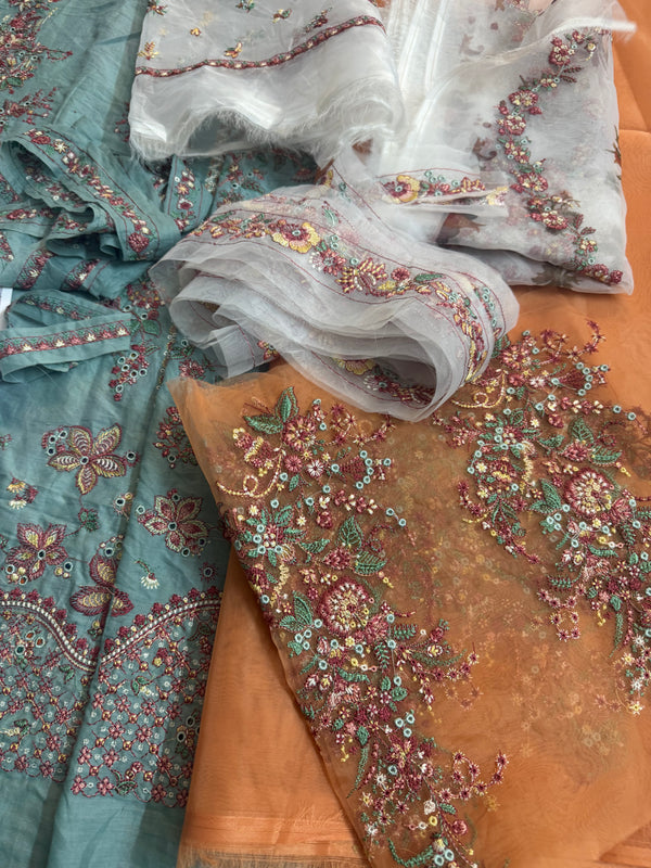 Hussain rehar sky lawn 2025