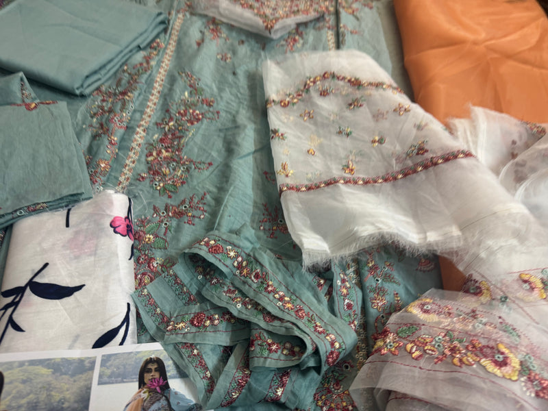 Hussain rehar sky lawn 2025